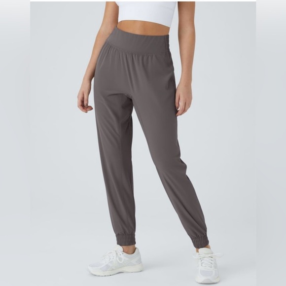 Halara High Waistband Hiking Joggers
NWT - Picture 2 of 6